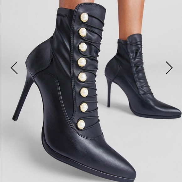 NWT THROWBACK HEELED BOOTIE - Picture 3 of 5